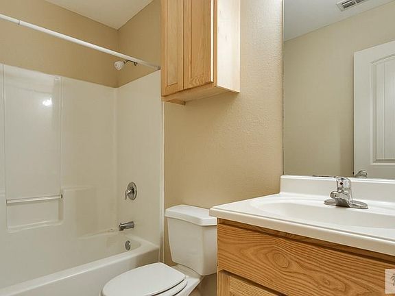 3rd image of 32547 Melon Dr APT 2