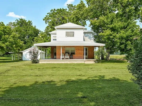 15704 Brangus Rd, Shawnee, OK 74801