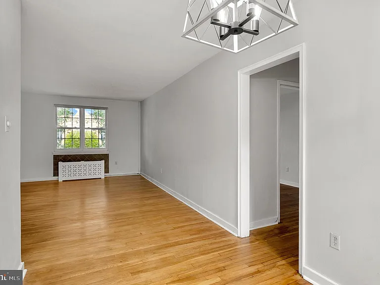 3201 Commonwealth Ave #B — Photo 16