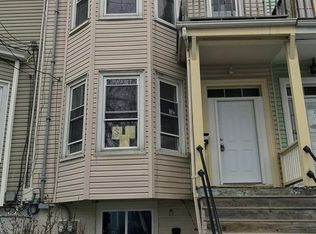 27 Mount Pleasant St #1, Somerville, MA 02145