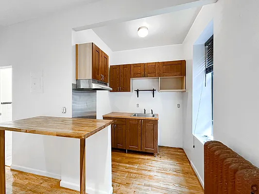 Rented by Keller Williams NYC | media 5