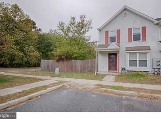2 Ford Ln, Berlin, NJ 08009