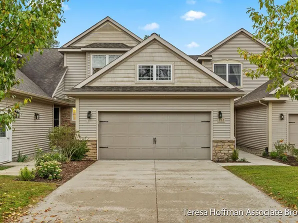 493 Morton Ave Unit 2, Belding, MI 48809