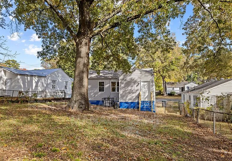 7404 Paris Ave — Photo 16