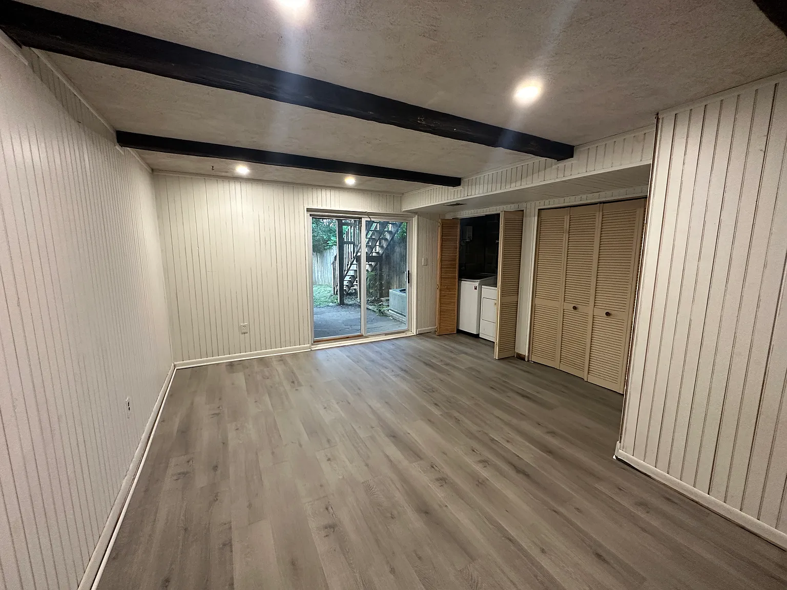 3 bed, 1.5 bath, 1500 sqft, $3,000 — Photo 3