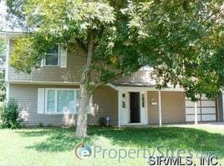 43 W Adams Dr, Cahokia, IL 62206