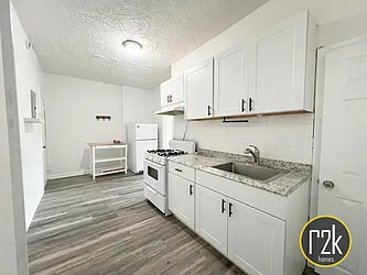 Rented by Realty 2000 Corp