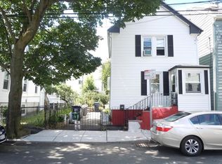 39 Harding St, Cambridge, MA 02141