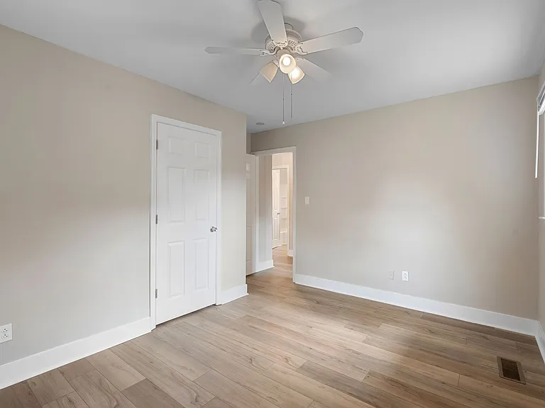 403 Alicia Dr #A — Photo 15