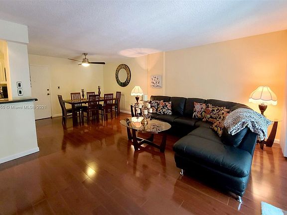 5th image of 6000 NE 22nd Way APT 2H