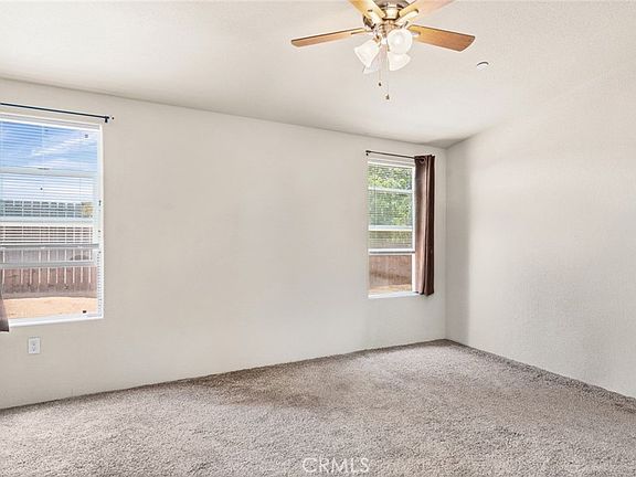 5th image of 24990 Kagel St