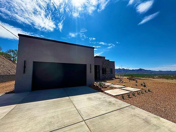2nd image of 188 Vereda Cabrilla Ln