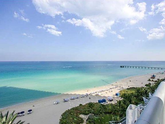3rd image of 17121 Collins Ave APT 1101