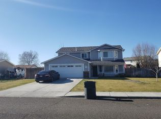 808 N Elm Ave, Pasco, WA 99301