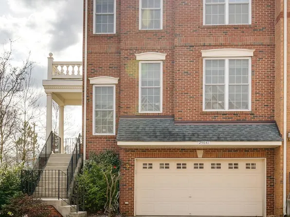 25641 America Sq, Chantilly, VA 20152