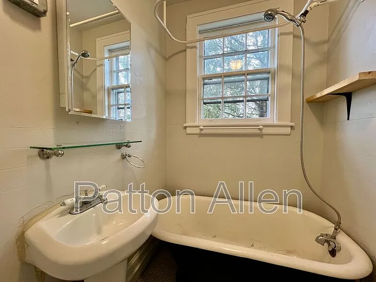 116 E Chestnut St #32 — Photo 19