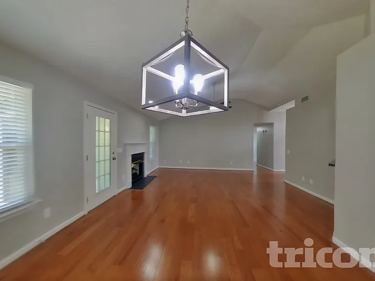2103 Academy Way — Photo 4