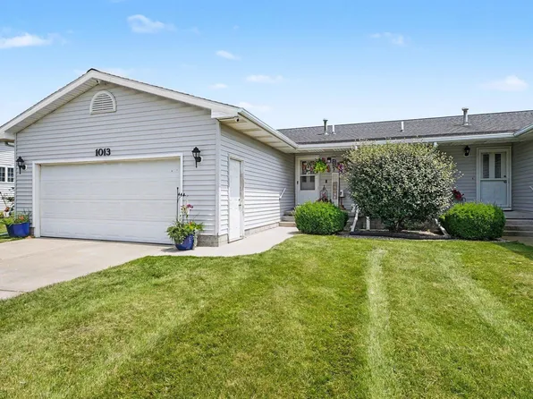 1013 Sweeney St, Mount Pleasant, MI 48858