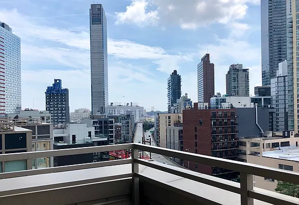 Rented by Stonehenge NYC LLC | media 4