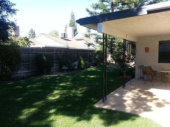 5th image of 1810 E Pryor Dr