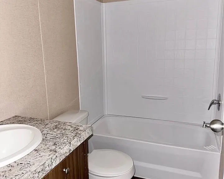 424 County Road 221 — Photo 10