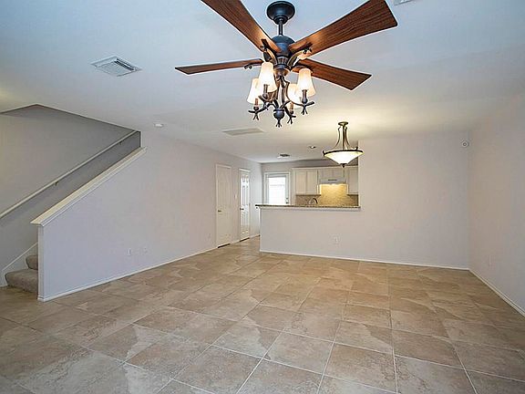 4th image of 1714 Redwing Haven Dr