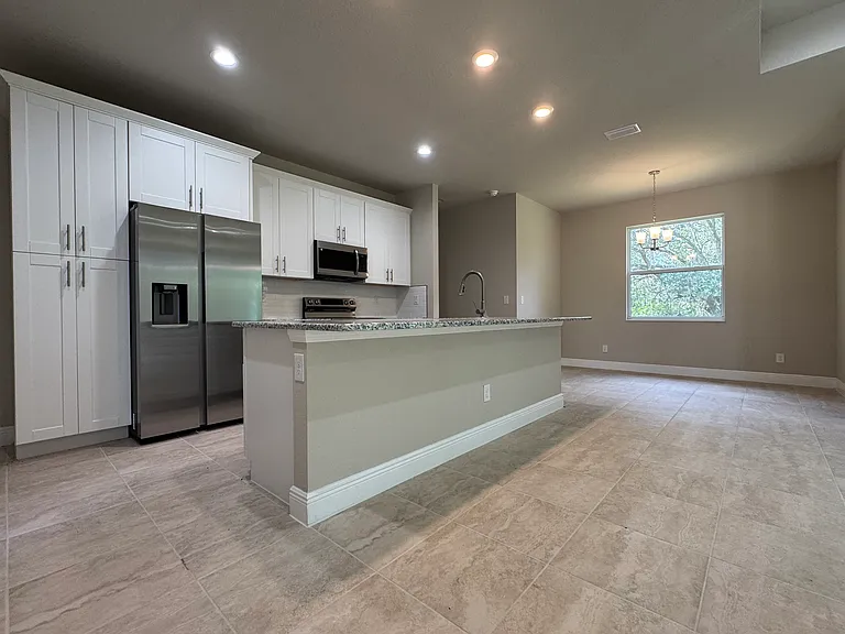 1304 Andover Dr — Photo 7