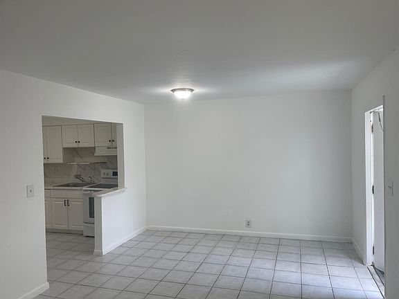 3rd image of 1842 McKinley St #3