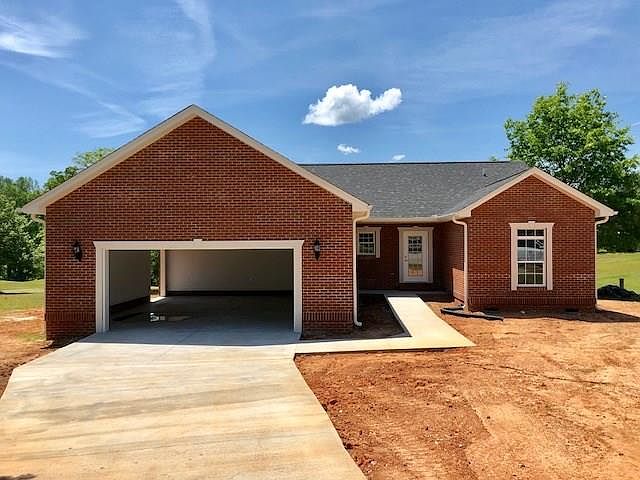 1st image of 105 Dorsey Ct
