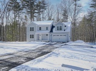 52 Old Standish Rd, Buxton, ME 04093