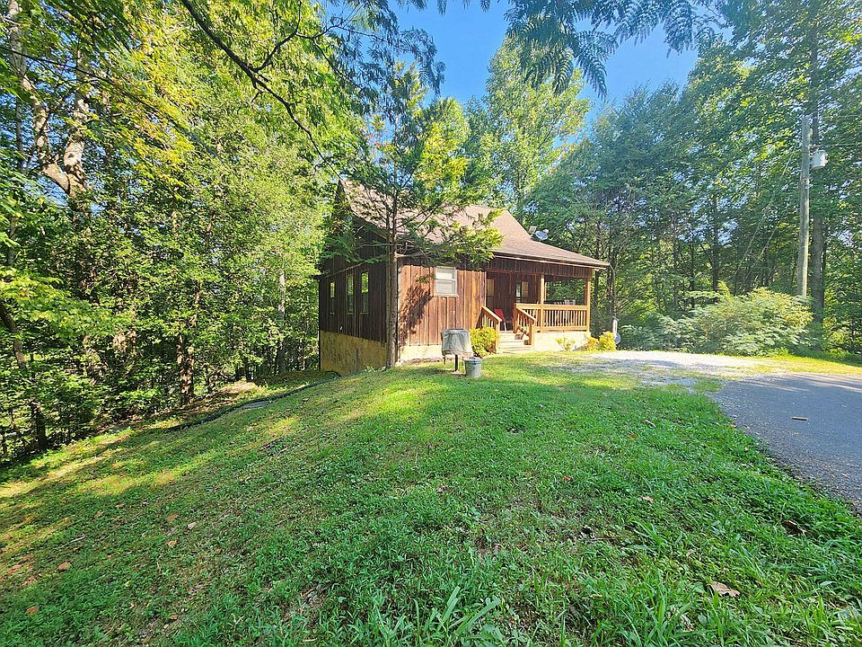 1st image of 3226 Parish Way