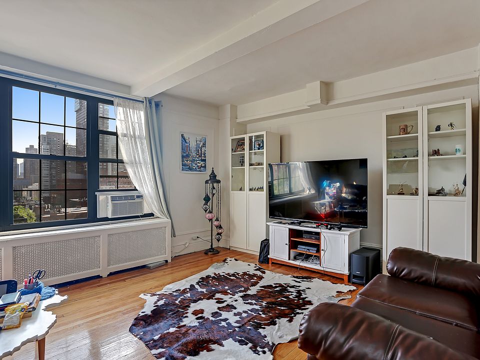 1st image of 50 W 72nd St APT 1210