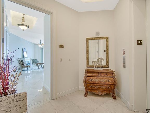 3rd image of 85 Avenue De La Mer Unit 1104