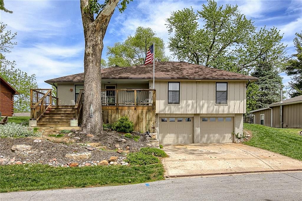360 NW North Shore Dr, Lake Waukomis, MO 64151 MLS 2487598 Zillow