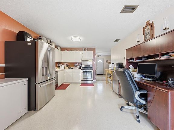 5th image of 4908 PIMLICO COURT