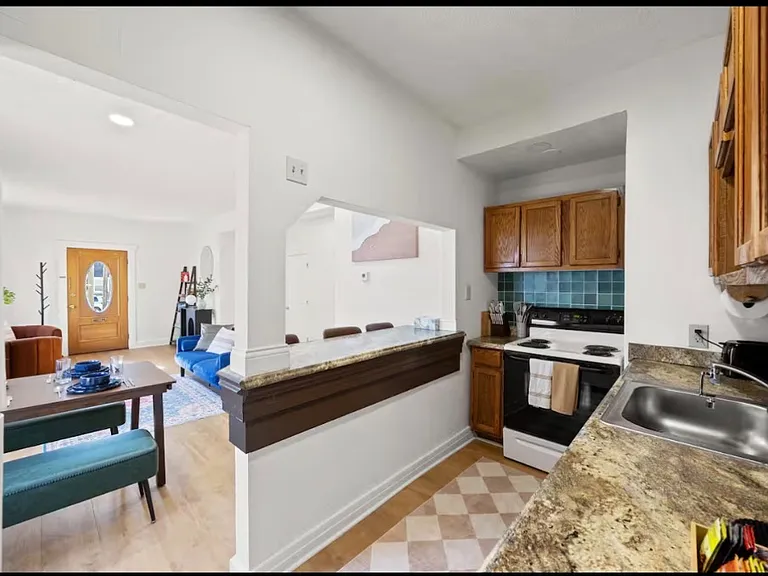 107 Westwood Dr — Photo 6