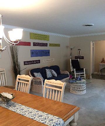 3rd image of 3102 Humble Ave