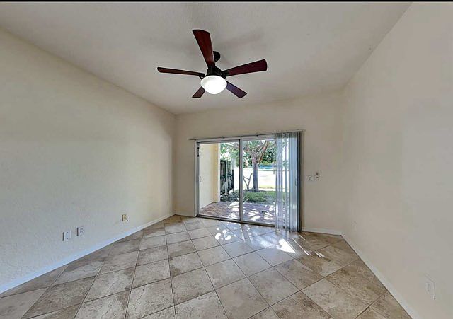 1st image of 5042 Foxhall Dr N
