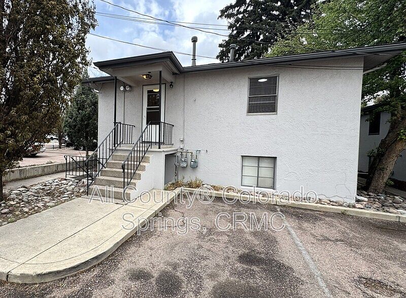 1st image of 222 N Logan Ave