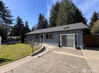7600 Sandy Way NE, Poulsbo, WA