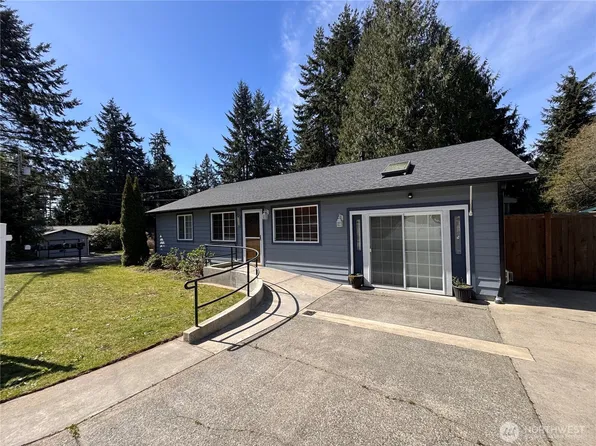 7600 Sandy Way NE, Poulsbo, WA 98370