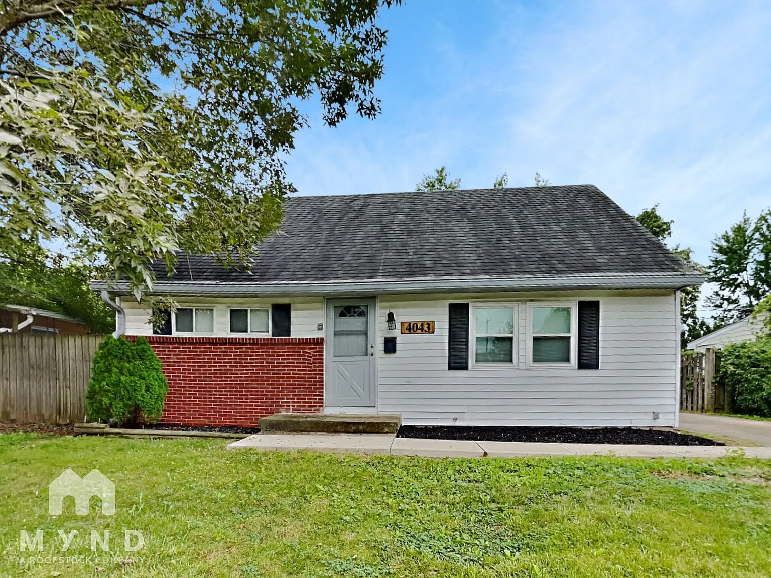 4043 Sexton Dr photo 1