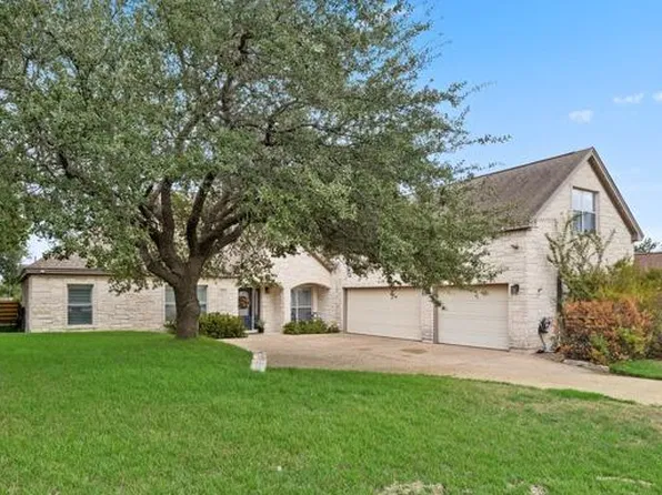 205 El Rio Dr, Lakeway, TX 78734