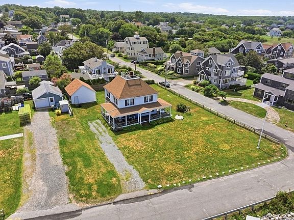 3rd image of 9 Seaside Rd