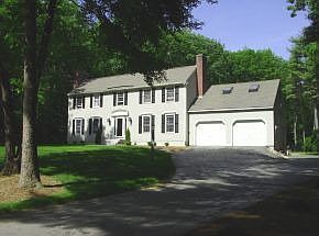 1st image of 11 Oakwood Ln