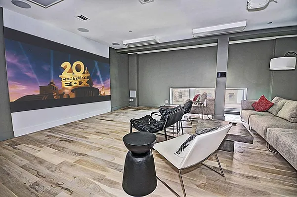 Rented by Level Group | media 42