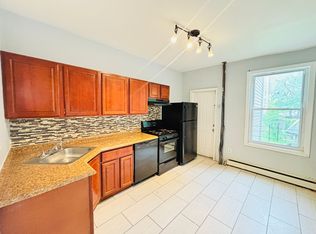 112 Greenville Ave #1E, Jersey City, NJ 07305