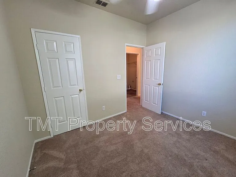 1717 Providence Way — Photo 18