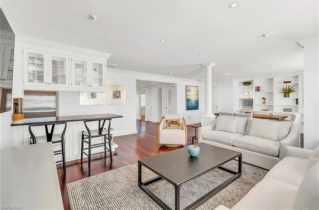2 bed, 2.0 bath, 1500 sqft, $7,500 — Photo 3