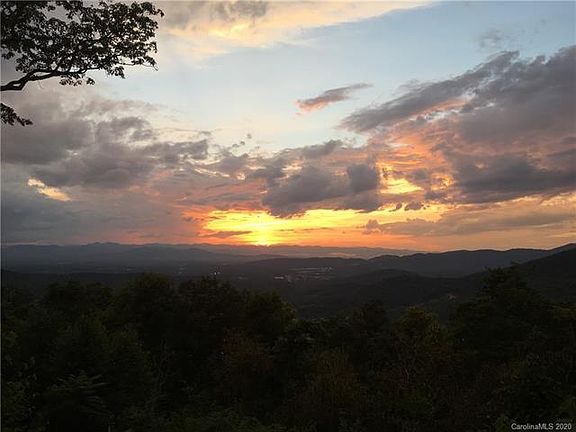 4th image of 126 Castanea Mountain Dr